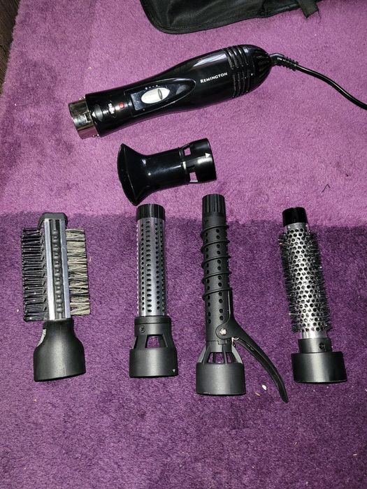 Vând perie de par Remington 5 în 1