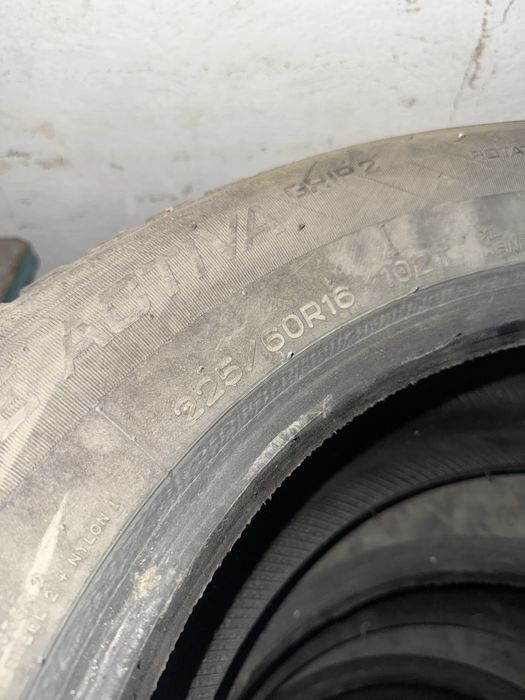 Продам Шины зимние