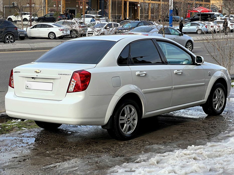 Chevrolet Lacetti 1.6 AT (3 позиция)
