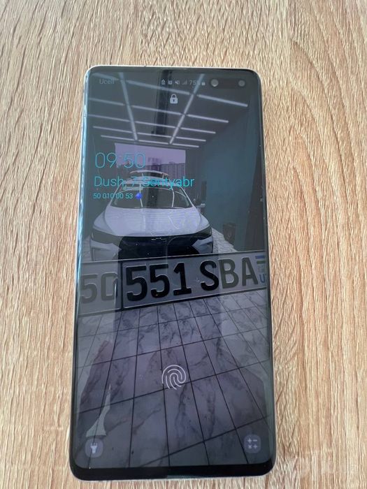 Samsung s10 5g karobkasi bor