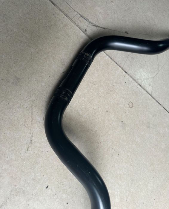 Оригинално кормило за Triumph Rocket