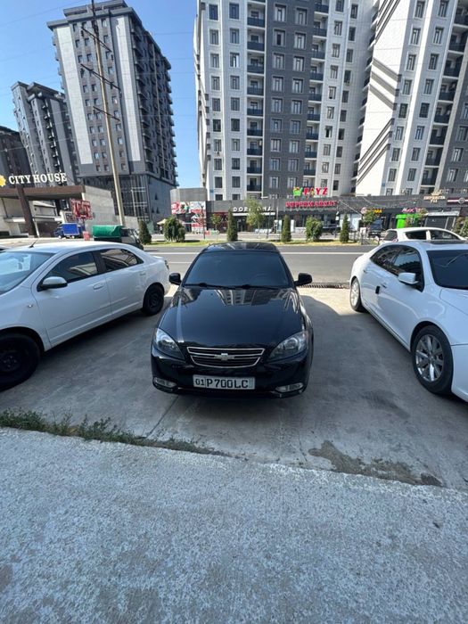 Gentra Chevrolet qora