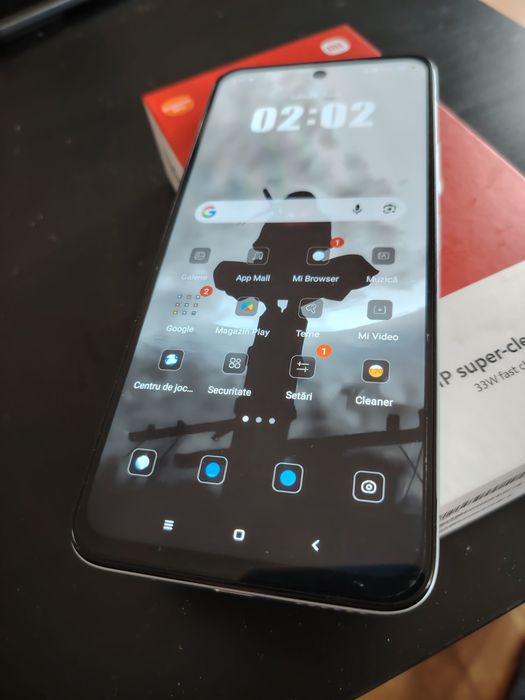 De vânzare telefon xiaomi redmi 13 utilizat