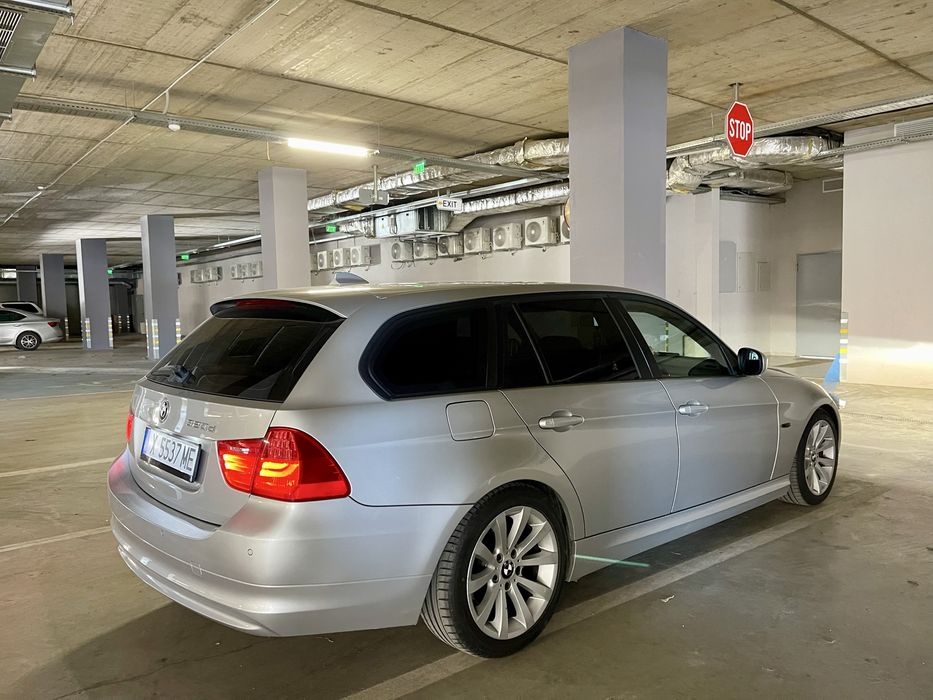 BMW E91 Facelift  320d 2009