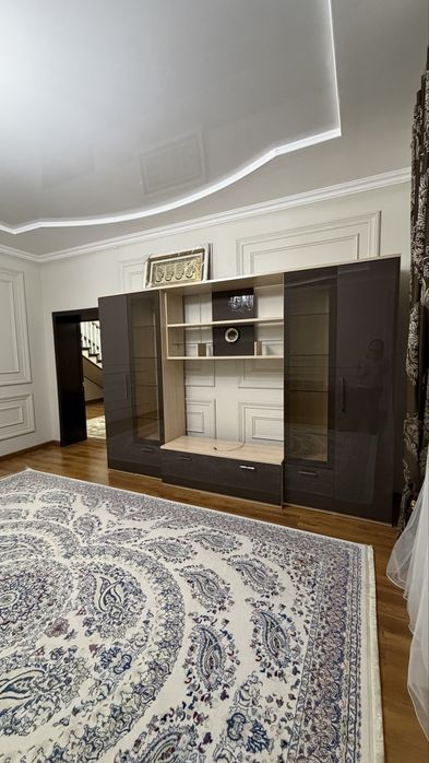 Продается шкаф в зал