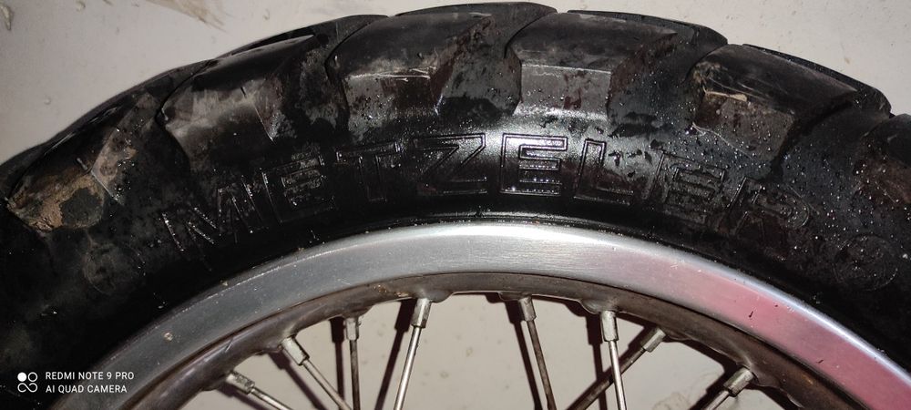 Гума с джанта не зная от какъв мотор