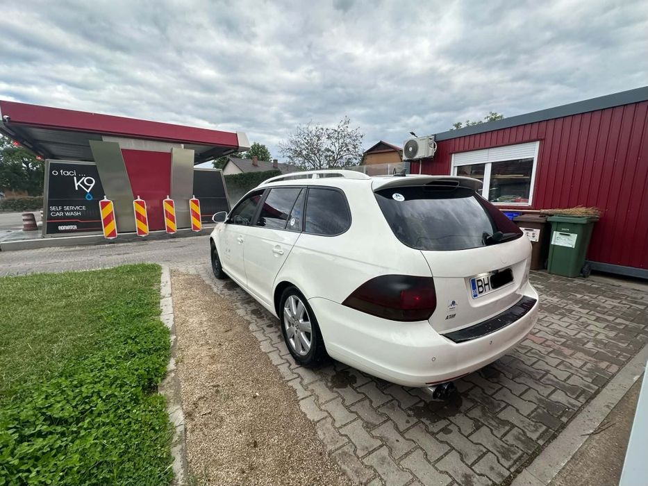 Vând   Golf    5