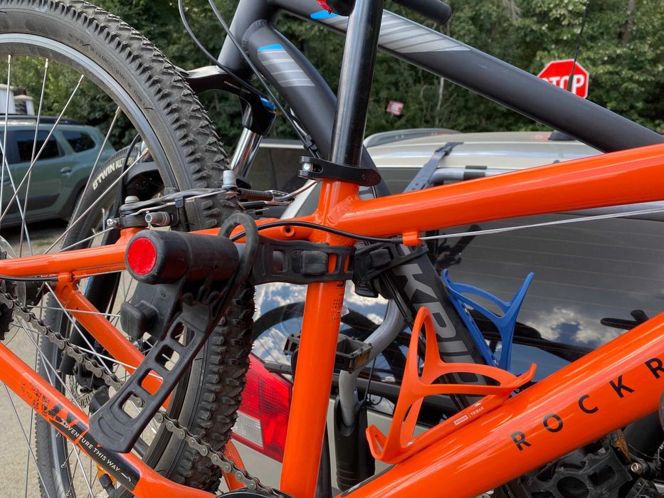 Suport auto 3 biciclete Thule ClipOn 9104 / 01 (pentru hayon)