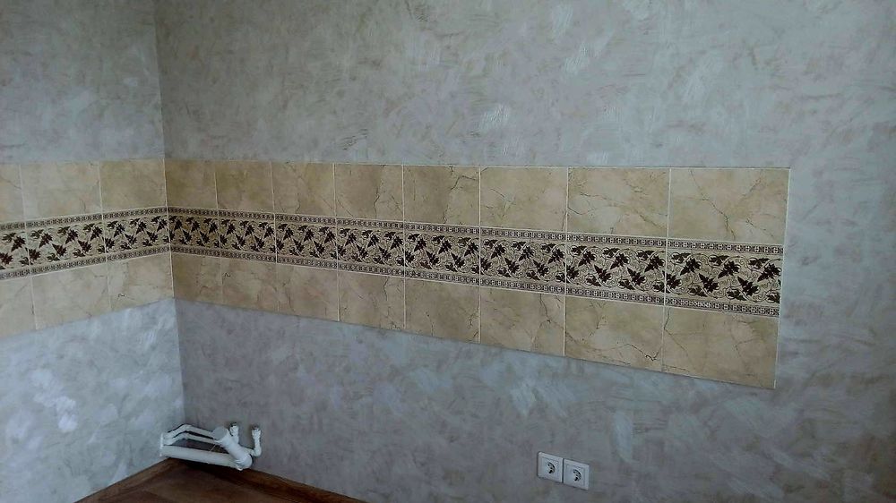 Наклеим обои недорого