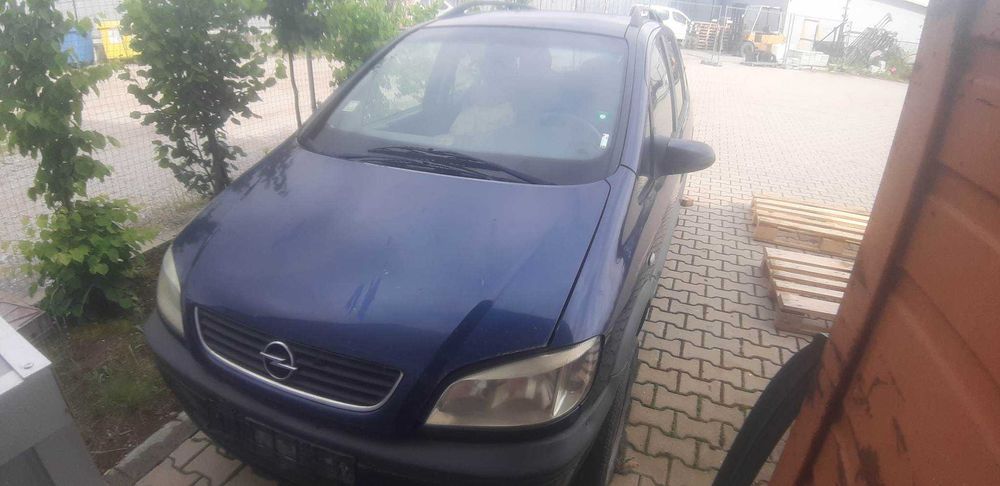 Опел Зафира 2.0 D на части