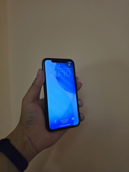 Чёрный iPhone 11 64 ГБ, хорошее состояние