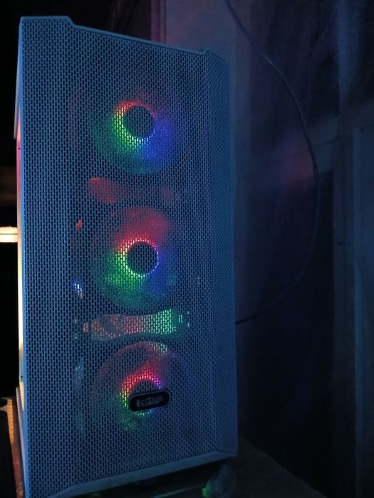 Игровой компютер Gigabyte СОТИЛАДИ!