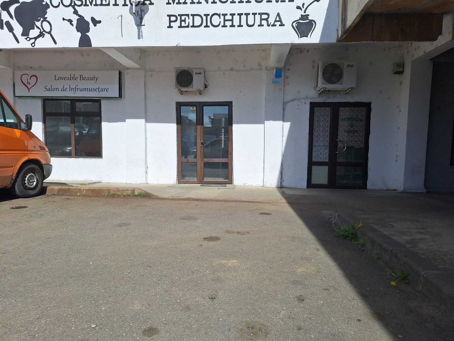 Spatiu Comercial De Inchiriat