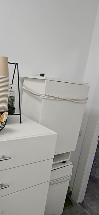 Продам стол для маникюра