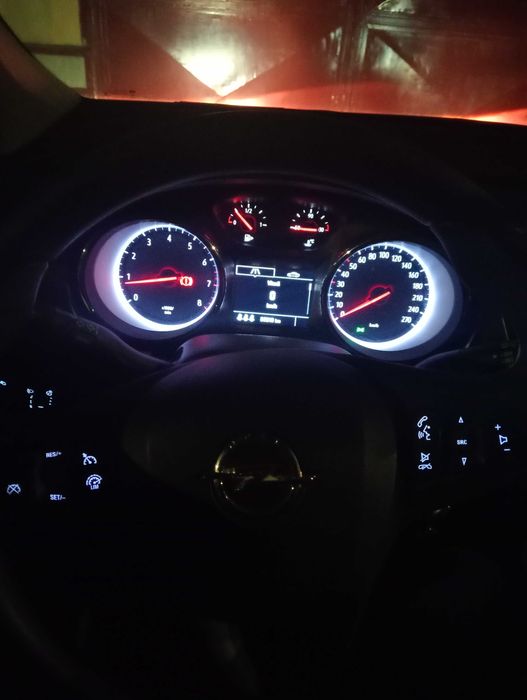 Vând Opel Astra k benzină