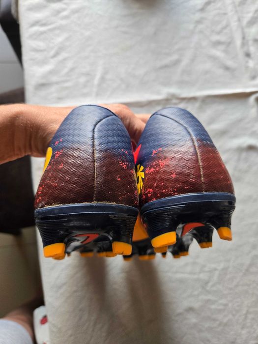 Футболни обувки Nike Phantom 6 Low Academy Earling Haaland