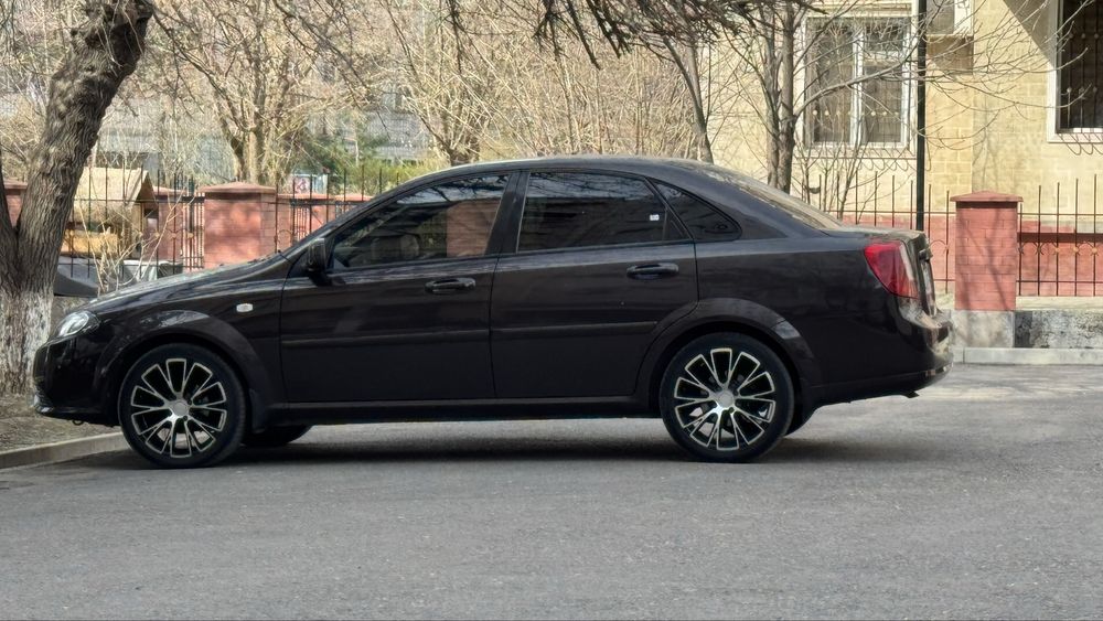 Сотилади! Нахт холати яхши, харажатсиз