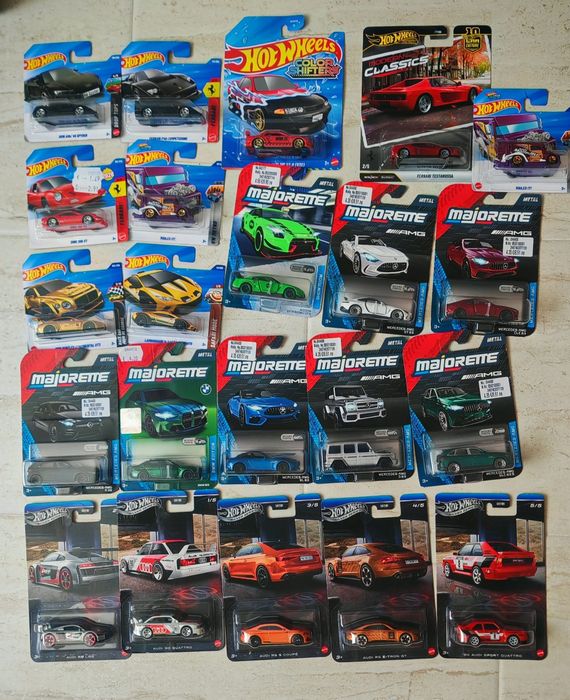 Колички hot wheels и matchbox