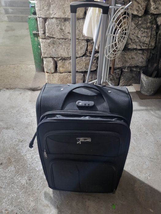 Куфар ново   25€