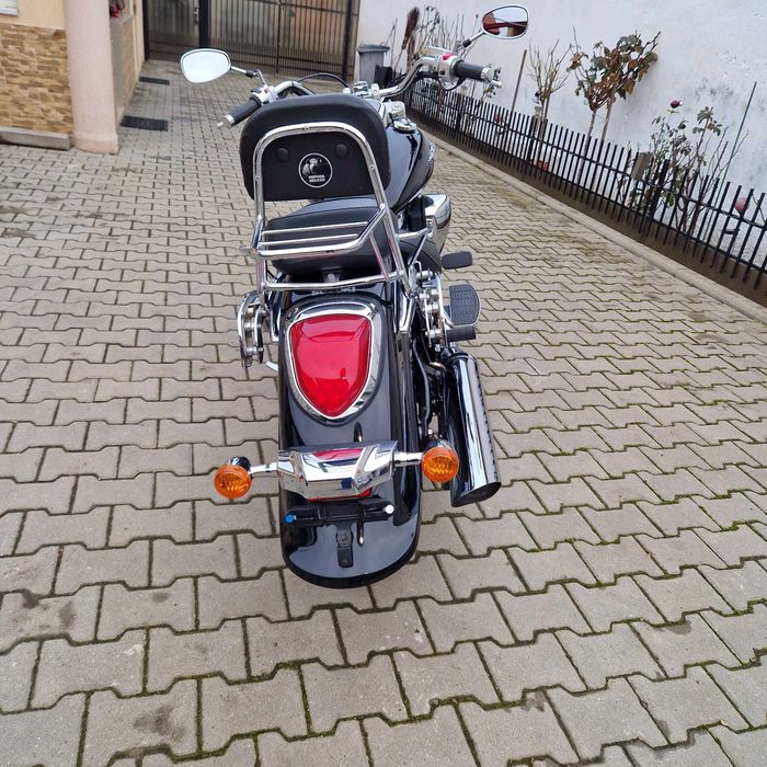 Suzuki Intruder VL 800 impecabil