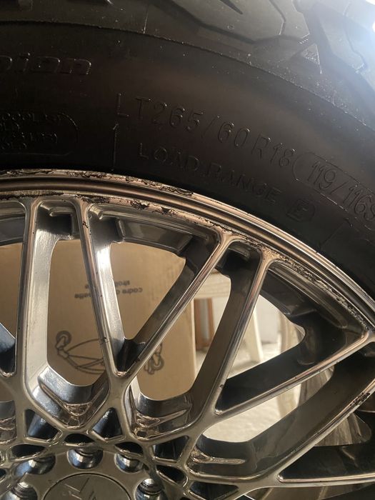 Шины Т/А в отличном состоянии