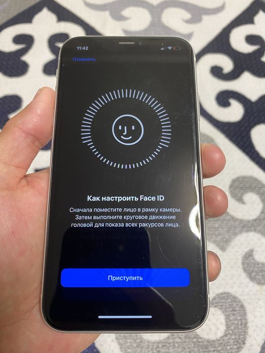Продам Iphone Xr