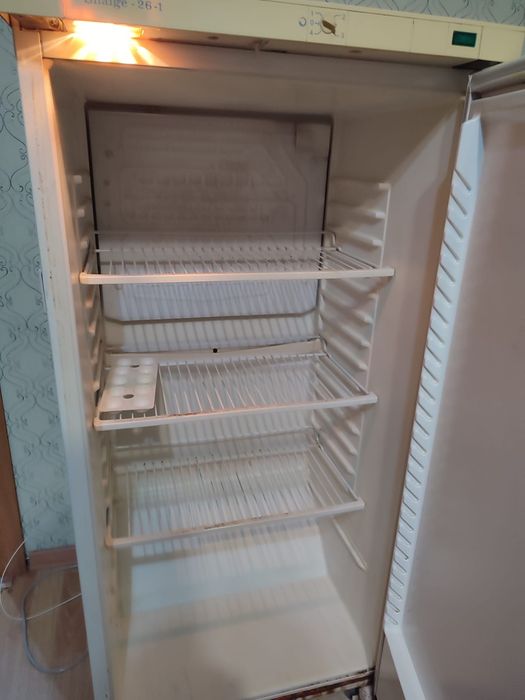 Продам холодильник и морозильник
