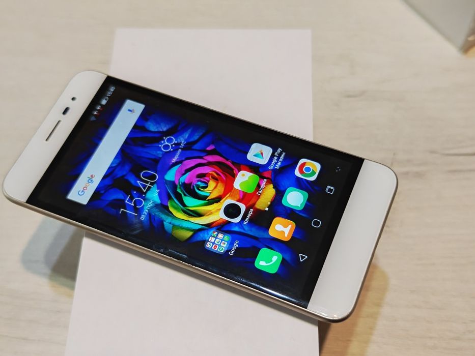 Лот от мобилни телефони