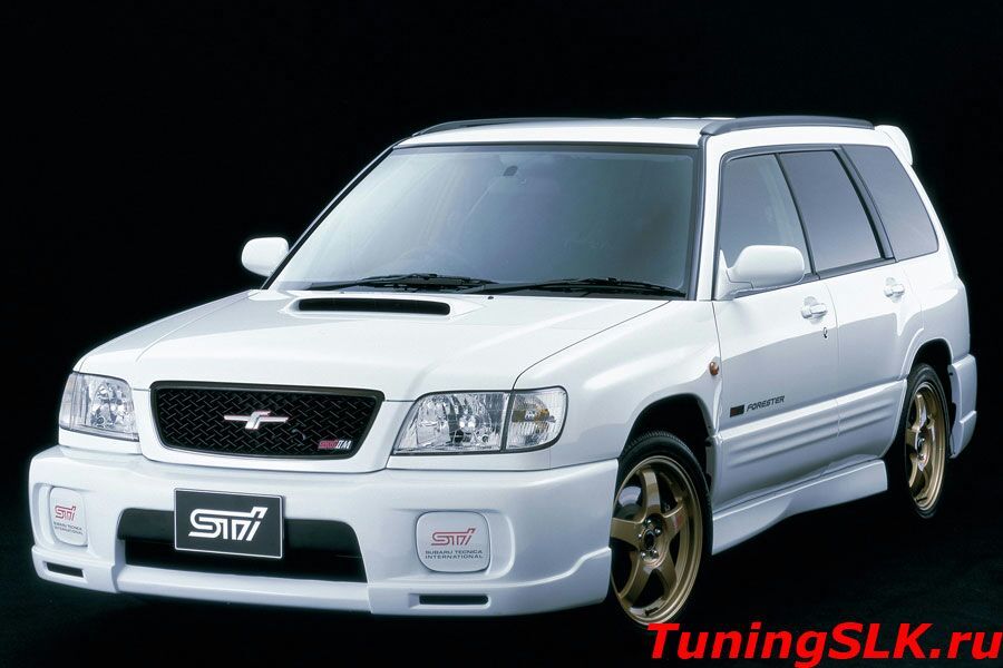 Продам бампер на Субару Форестер