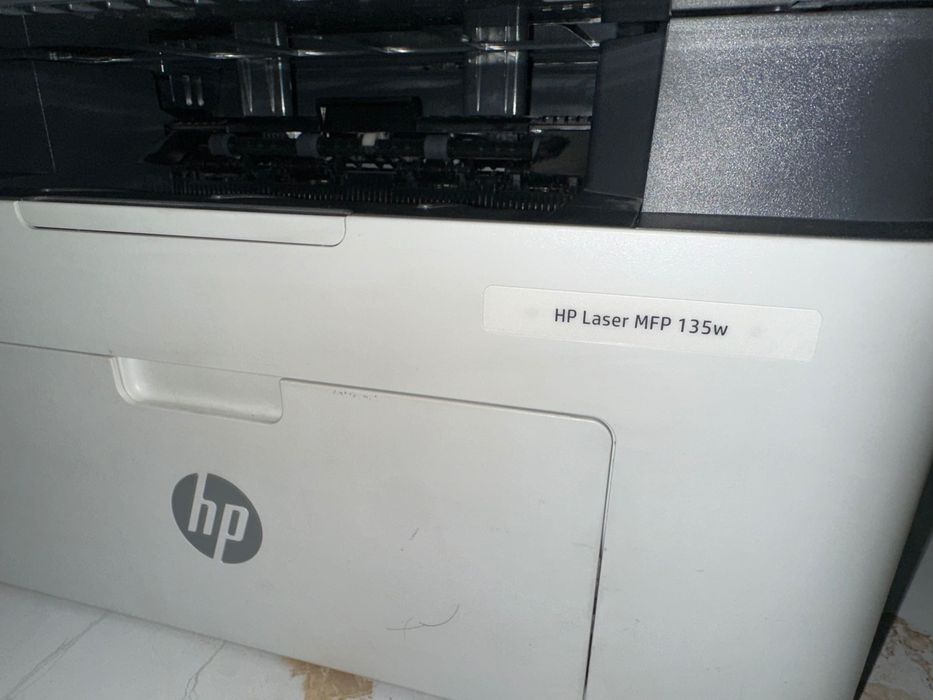Hp Laser MFP 135 w Oqqora 3/1 Printer Skan Kserx wifi bor yangiday