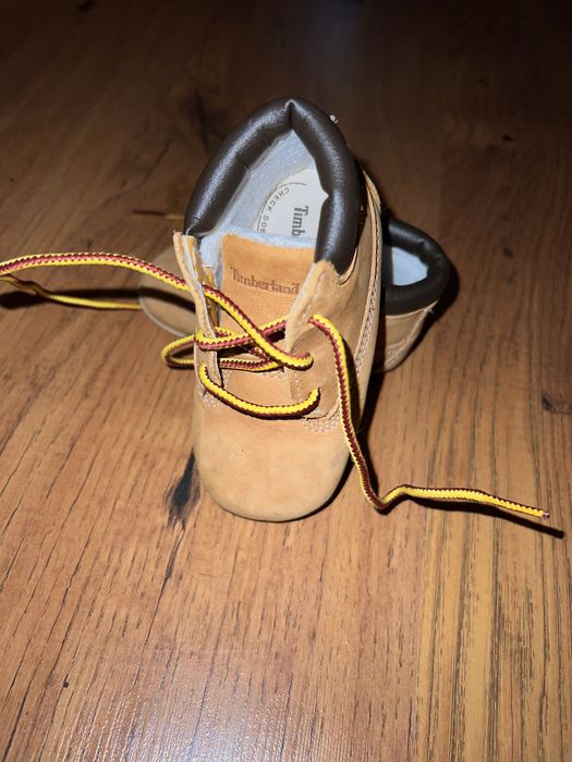 pantofi bebe Timberland 18,5 12cm + caciulita
