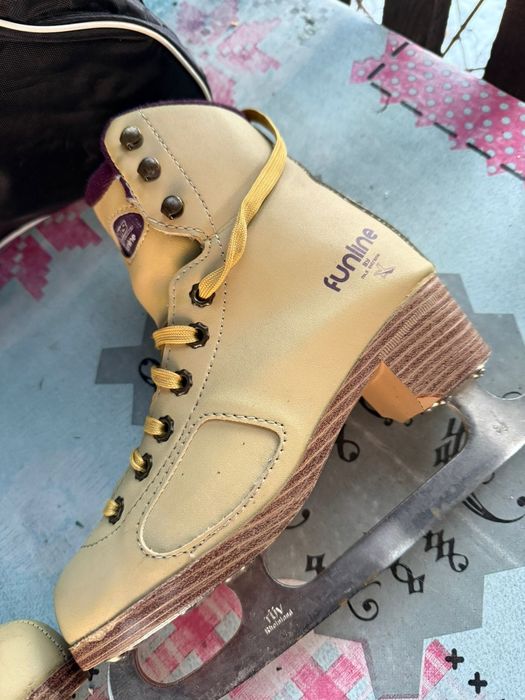 Коньки детские новые