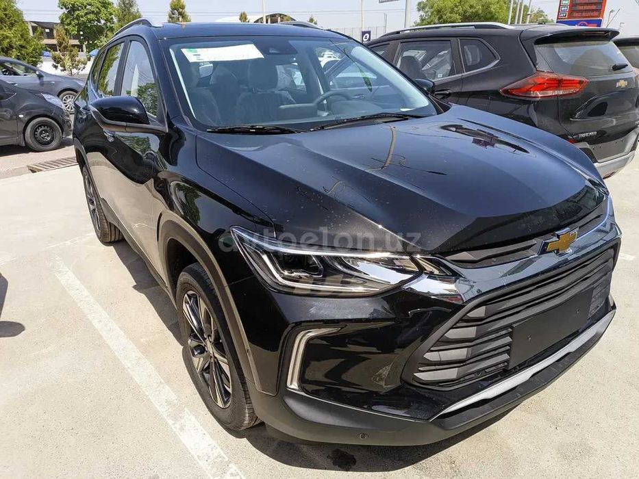 TRACKER Premier рассрочка ставка 0% или в кредит на паспорт за 1 день