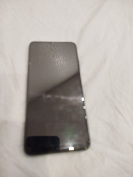 Телефони Redmi 9T и Lenovo