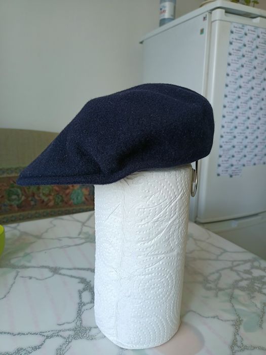 Продаю кепку Kangol 504 — классика стиля!Продаётся