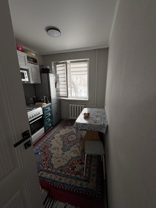 Продам теплую 2 комн квартиру