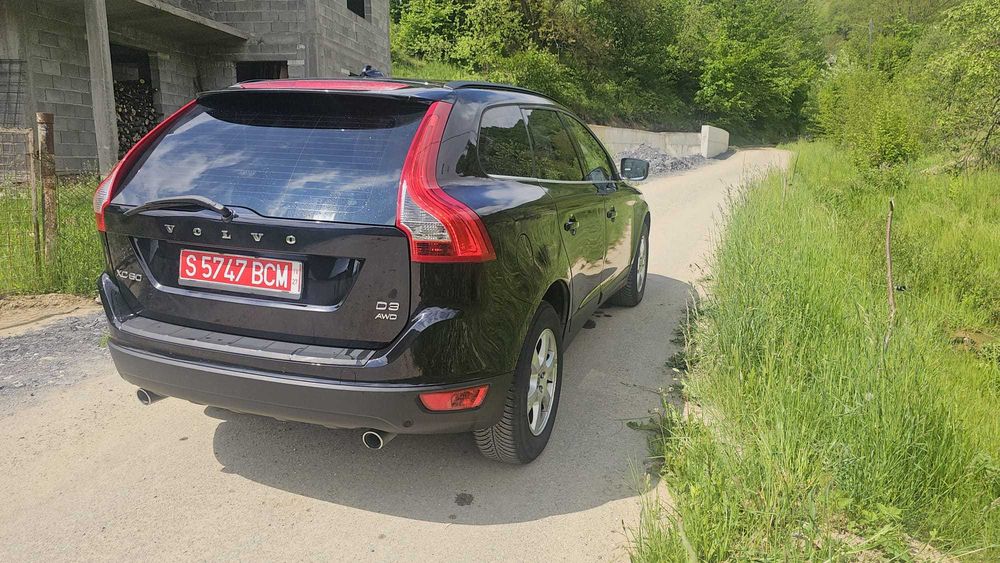 VOLVO XC60 0 — imagine 4