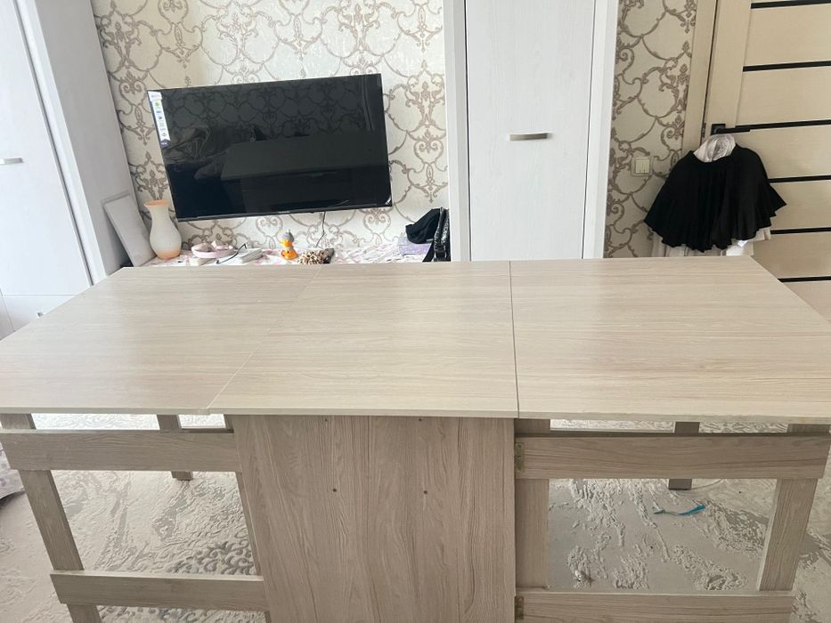 Продам стол раскладной