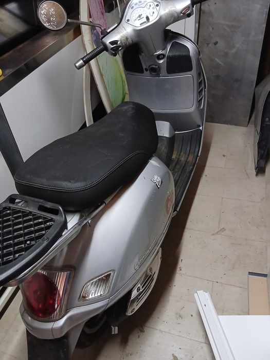 Piaggio vespa 125 2006g