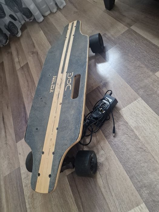 Long Board Skate Board cu motor electric