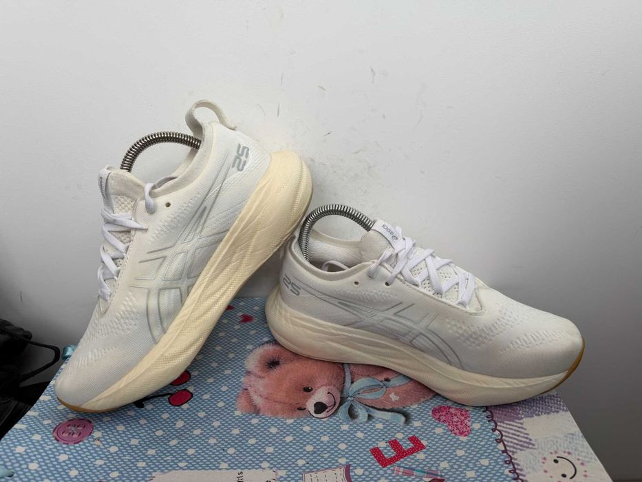''Asics GEL-NIMBUS 25''оригинални маратонки 38 номер