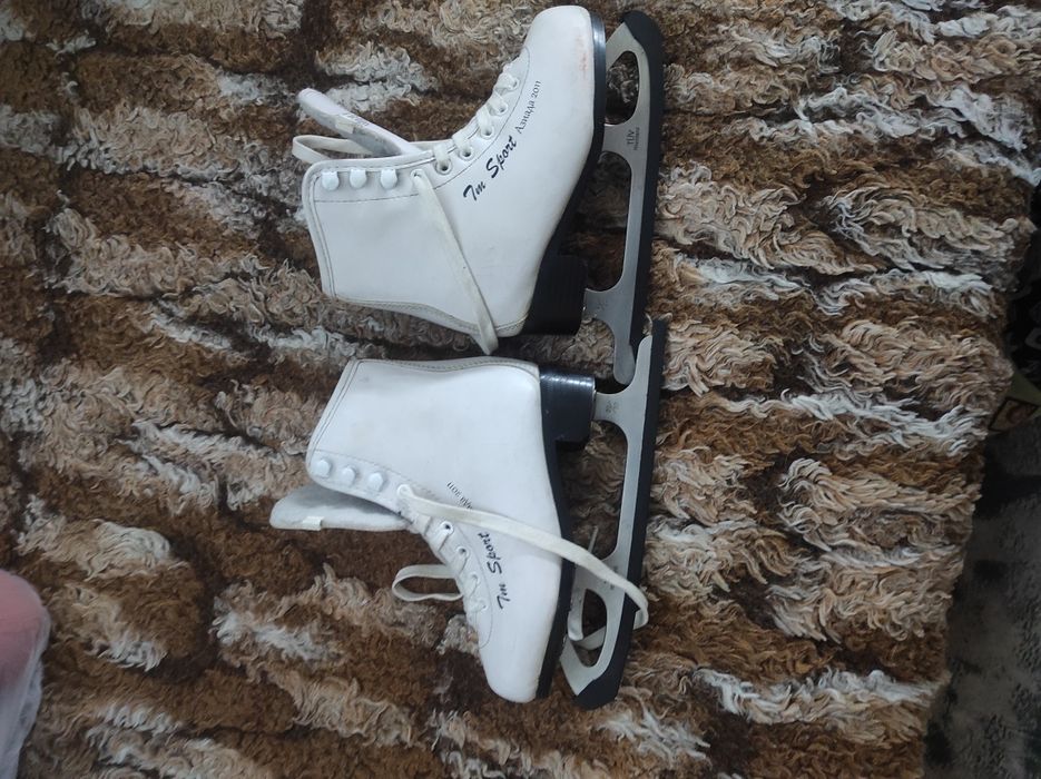 Коньки детские фигурные