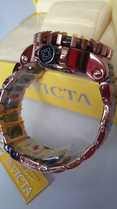 Продам часы INVICTA