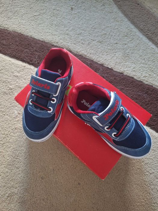 Детски обувки-за момче