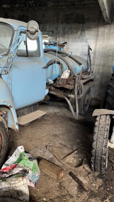 ГАЗ 52 бензовоз в рабочем состоянии