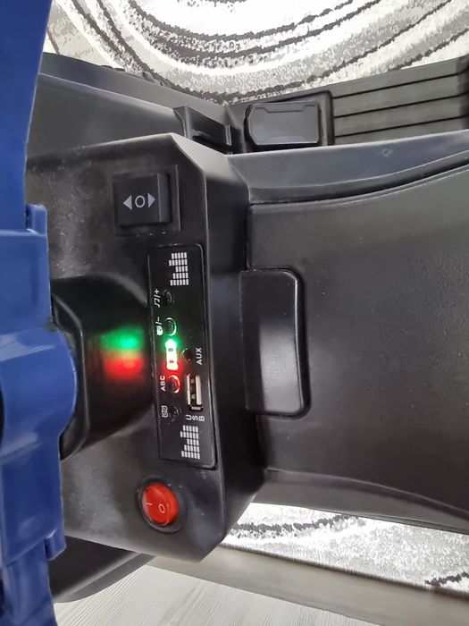 Электромобиль-толокар для детей