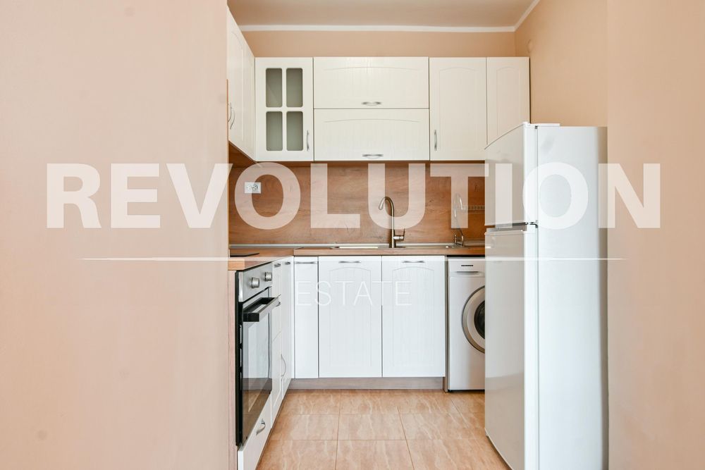 Дава се под наем Двустаен апартамент в София, Мусагеница - 65 кв.м за 663 € - Снимка #3