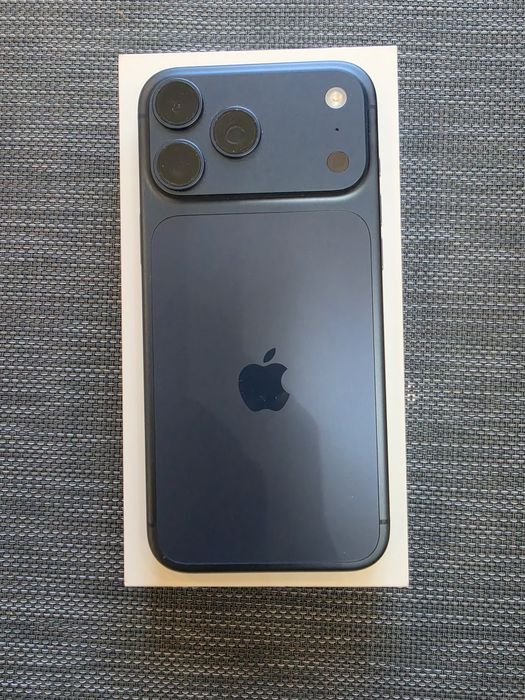 iPhone 17 Pro Max 256 Gb, с гаранция