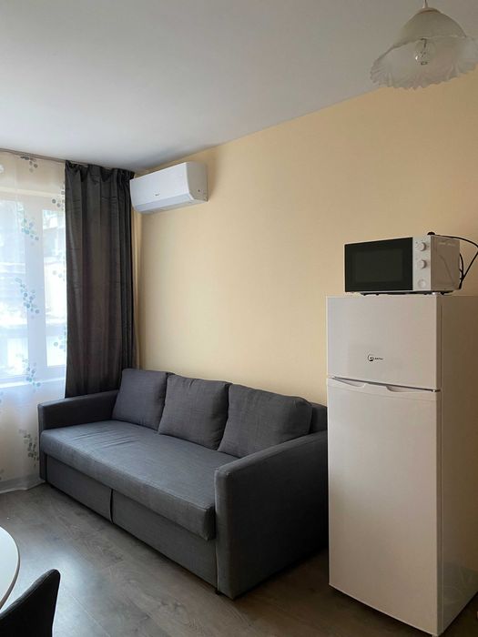 Дава се под наем Двустаен апартамент в Варна, Гръцка махала - 60 кв.м за 600 € - Снимка #2