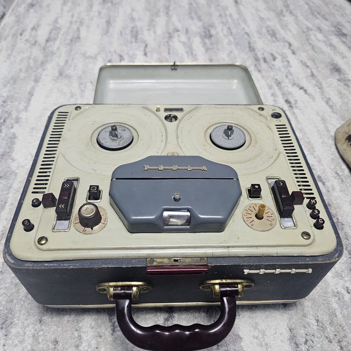 Magnetofon Tesla 1960 Duo solo  plus benzi